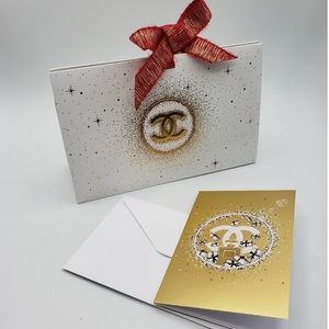 CHANEL Holiday Gift Bag with Card